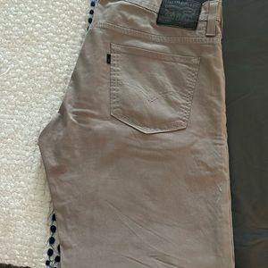 Men’s levis 569 size 34x32